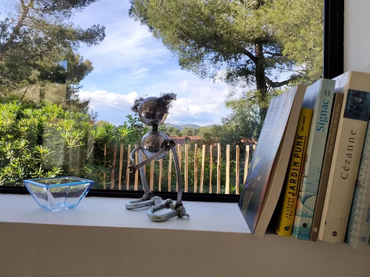 D'Art D'Art A Sanary Apartment